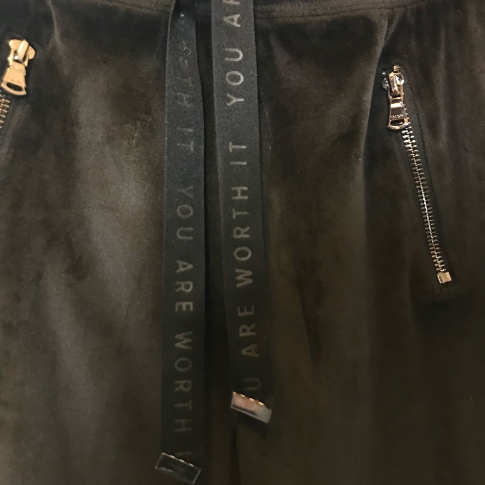 ☀️SALE☀️ Justice black zipper pocket joggers - Picture 3 of 11